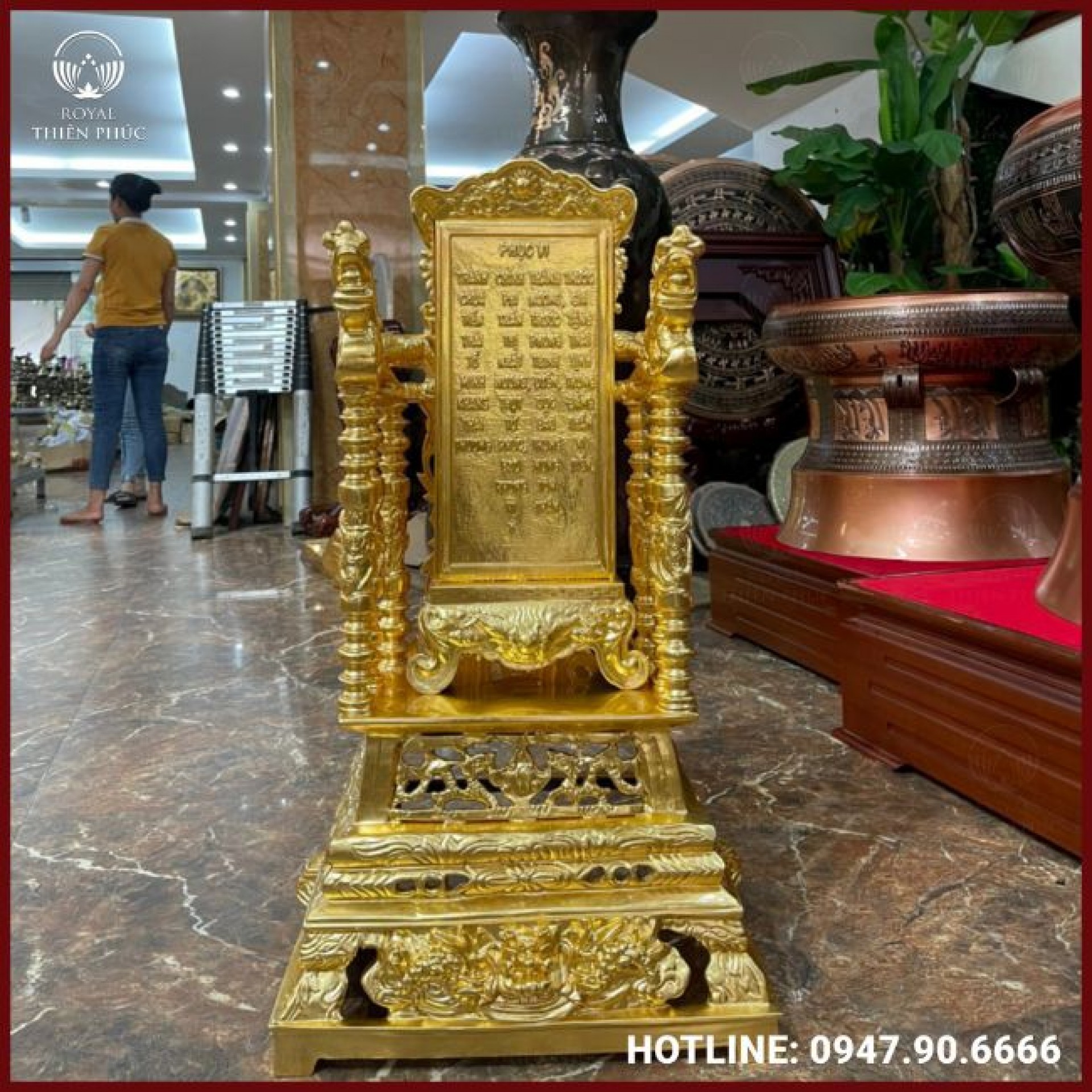 Ngai thờ gia tiên bằng đồng dát vàng cao cấp